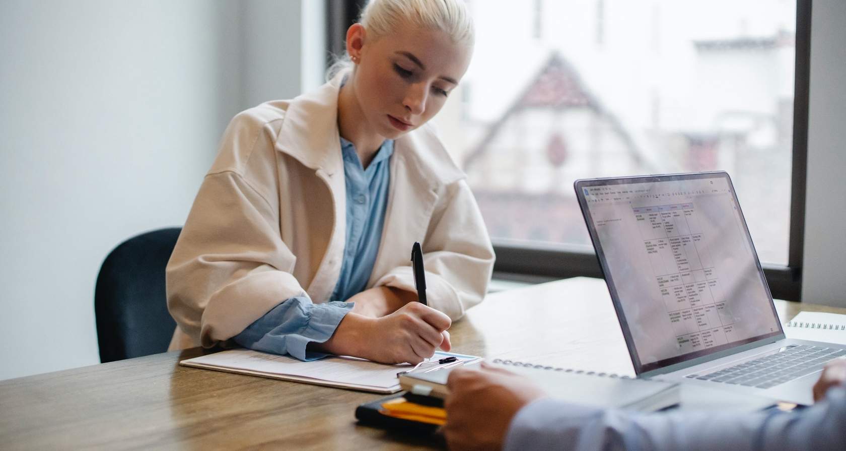 ¿Lidiar con un Problema en el Trabajo? Cuándo y cómo Involucrar a Recursos Humanos